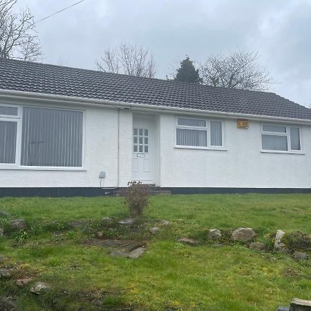 Вілла Lovely 3 Bed Bungalow With Garage, Close To Brecon Beacons & Bike Park Wales Мертір-Тідвіл Екстер'єр фото